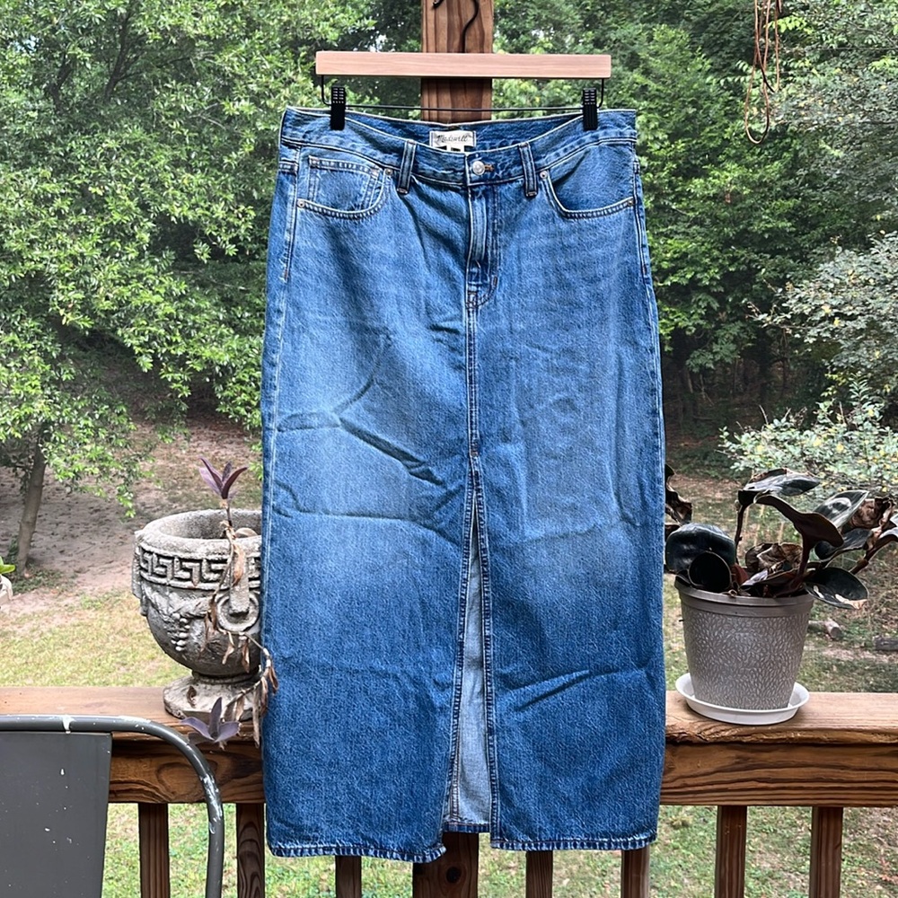 Denim mid rise midi skirt